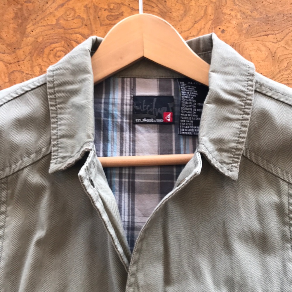 Stylish Quicksilver Lightweight Jacket - image 3